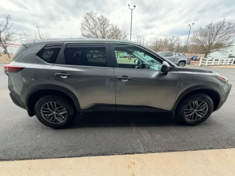 Another view of 2021 Nissan Rogue S Sport Utility 4D for sale in Liverpool, OH at Good Wheels