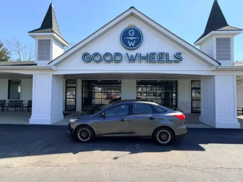 Gray 2018 Ford Focus S Sedan 4D for sale in Liverpool, OH