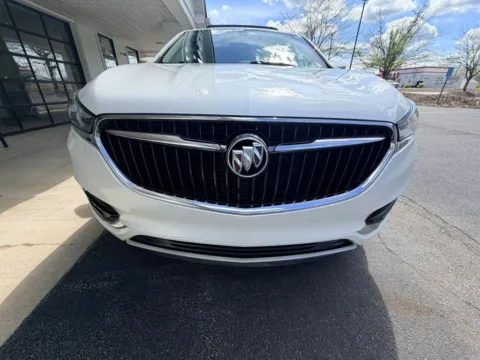 More photos of 2018 Buick Enclave Essence Sport Utility 4D at Good Wheels, OH