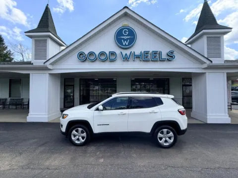 White 2018 Jeep Compass Latitude Sport Utility 4D for sale in Liverpool, OH