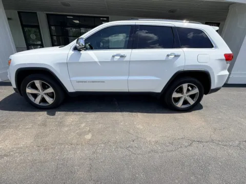 Photos of 2015 Jeep Grand Cherokee Limited Sport Utility 4D for sale in Liverpool, OH at Good Wheels