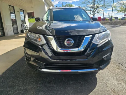More photos of 2018 Nissan Rogue SV Sport Utility 4D at Good Wheels, OH