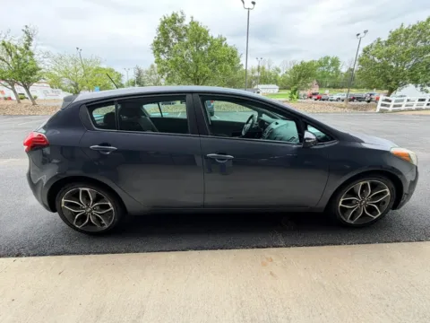More photos of 2016 Kia Forte5 LX Hatchback 4D at Good Wheels, OH