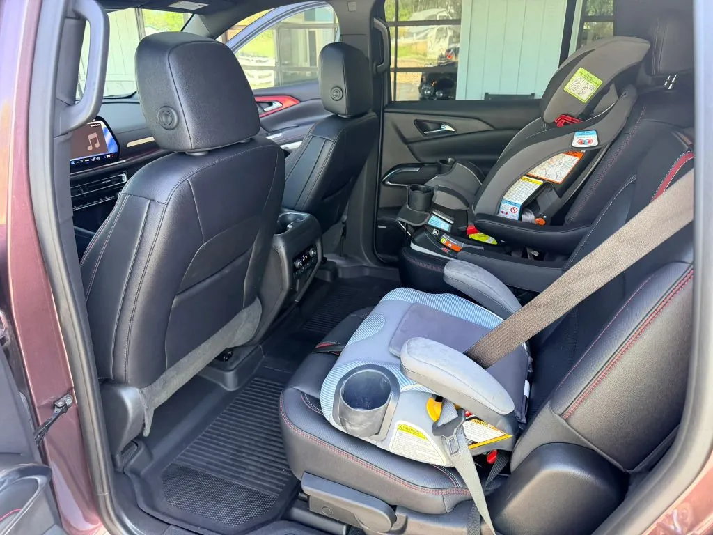 Chevrolet Traverse photo 24