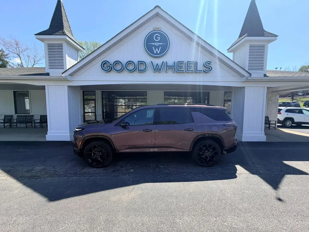 Gray 2024 Chevrolet Traverse RS Sport Utility 4D for sale in Liverpool, OH
