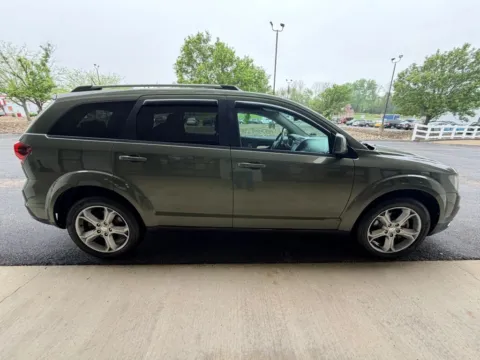 More photos of 2017 Dodge Journey Crossroad Sport Utility 4D at Good Wheels, OH