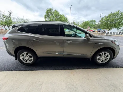 More photos of 2018 Buick Enclave Essence Sport Utility 4D at Good Wheels, OH
