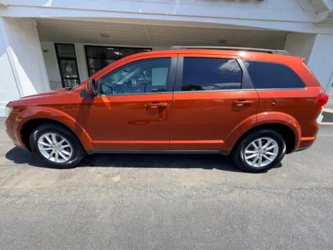 Photos of 2014 Dodge Journey SXT Sport Utility 4D for sale in Liverpool, OH at Good Wheels