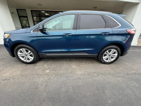 Photos of 2020 Ford Edge SEL Sport Utility 4D for sale in Liverpool, OH at Good Wheels