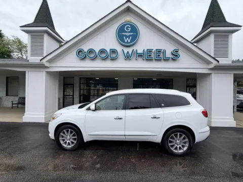 White 2017 Buick Enclave Leather Sport Utility 4D for sale in Liverpool, OH