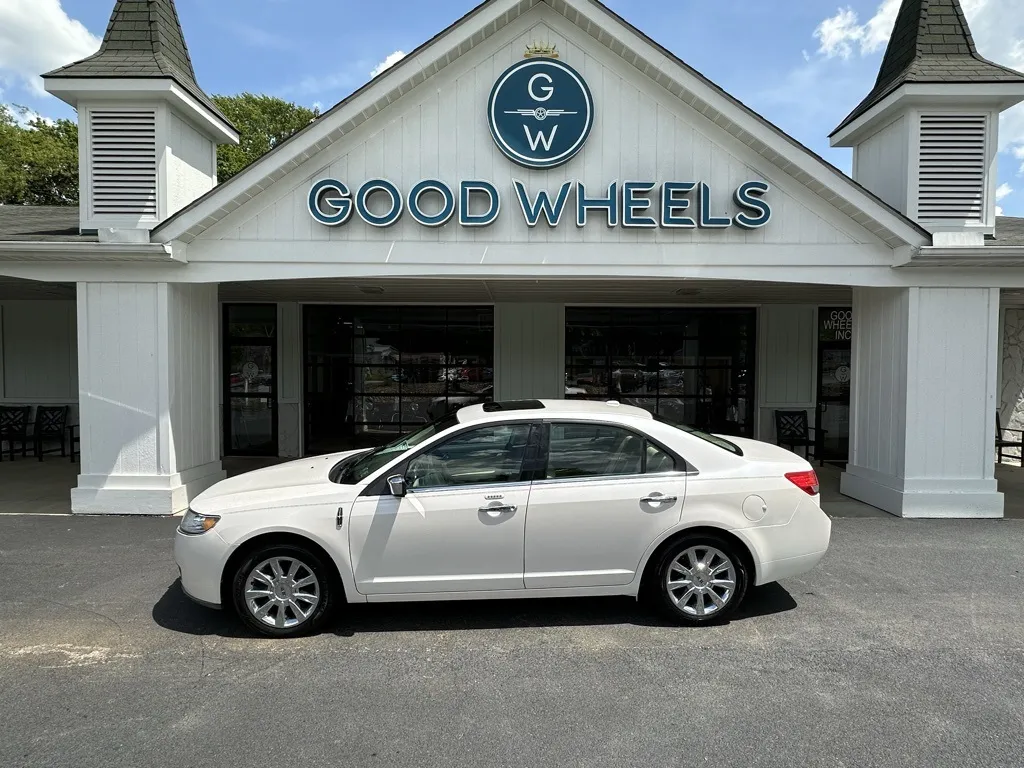 2012 Lincoln MKZ for sale in Liverpool, OH