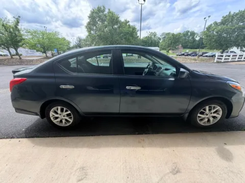 More photos of 2017 Nissan Versa SV Sedan 4D at Good Wheels, OH