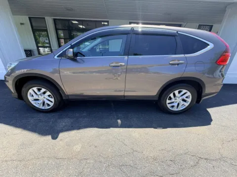 Photos of 2016 Honda CR-V EX Sport Utility 4D for sale in Liverpool, OH at Good Wheels