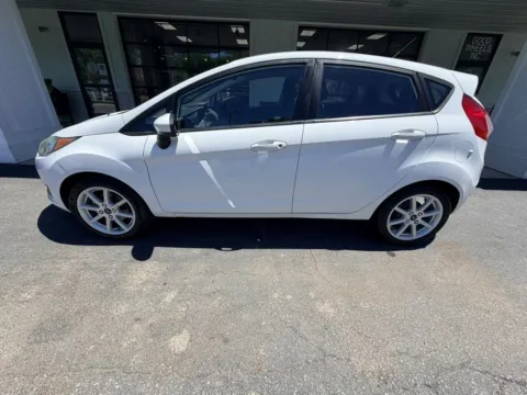 Another view of 2017 Ford Fiesta SE Hatchback 4D for sale in Liverpool, OH at Good Wheels