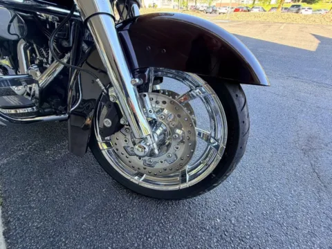 More photos of 2011 HARLEY DAVIDSON at Good Wheels, OH