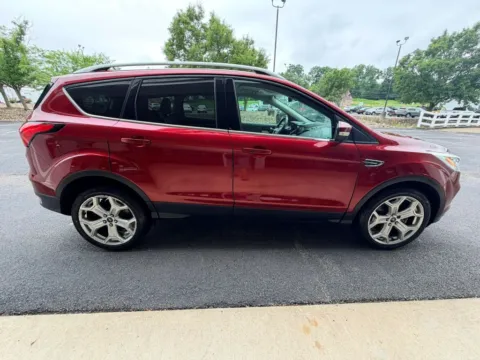 More photos of 2019 Ford Escape Titanium Sport Utility 4D at Good Wheels, OH