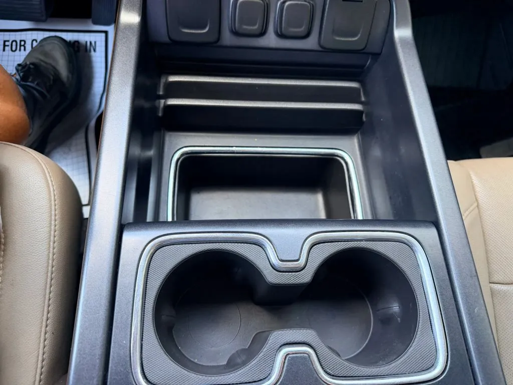 Chevrolet Silverado photo 28