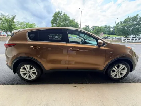 More photos of 2017 Kia Sportage LX Sport Utility 4D at Good Wheels, OH