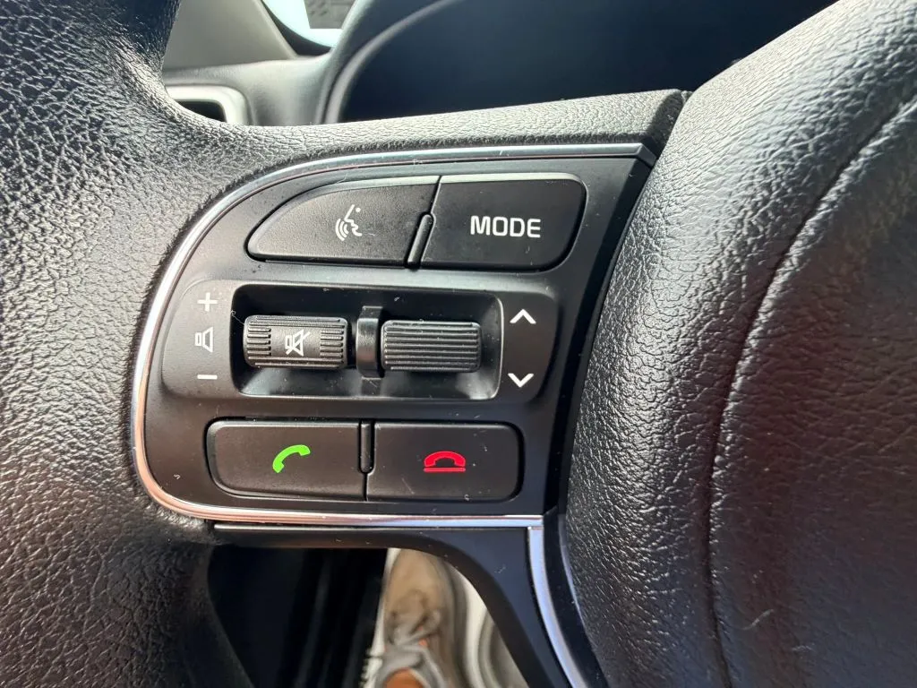Kia Sportage photo 17