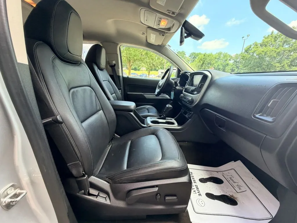 Chevrolet Colorado photo 12