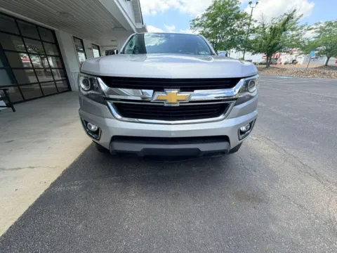 Another view of 2015 Chevrolet Colorado Crew Cab LT Pickup 4D 5 ft for sale in Liverpool, OH at Good Wheels
