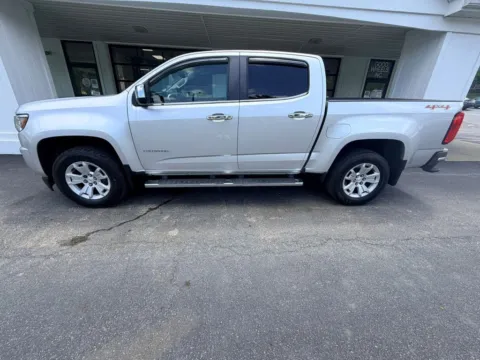 Photos of 2015 Chevrolet Colorado Crew Cab LT Pickup 4D 5 ft for sale in Liverpool, OH at Good Wheels
