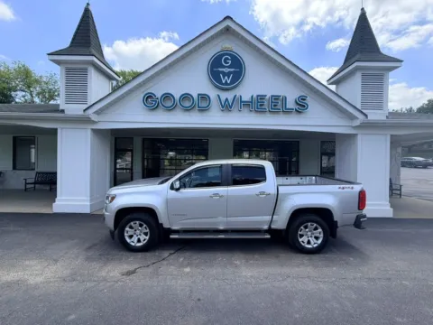 Silver 2015 Chevrolet Colorado Crew Cab LT Pickup 4D 5 ft for sale in Liverpool, OH