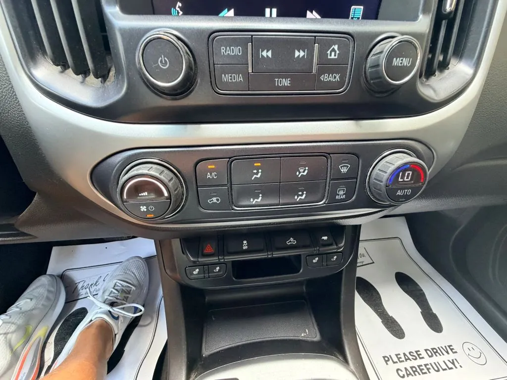 Chevrolet Colorado photo 21