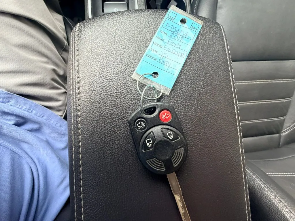 Ford Escape photo 24