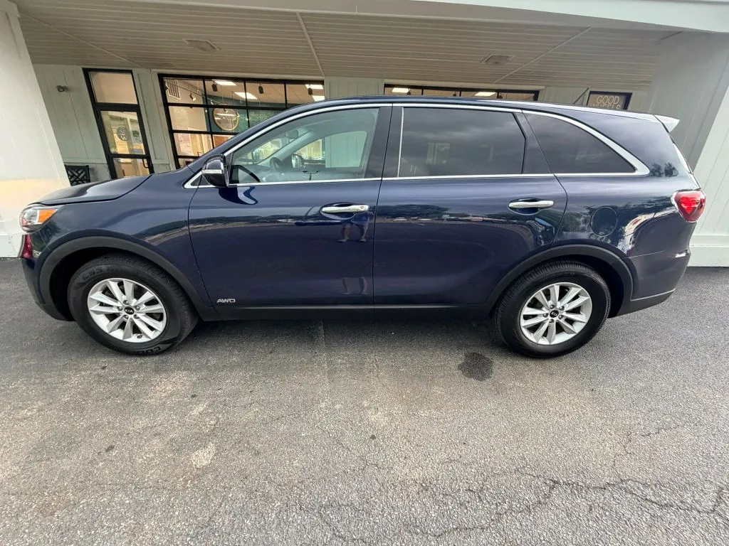 Kia Sorento photo 2