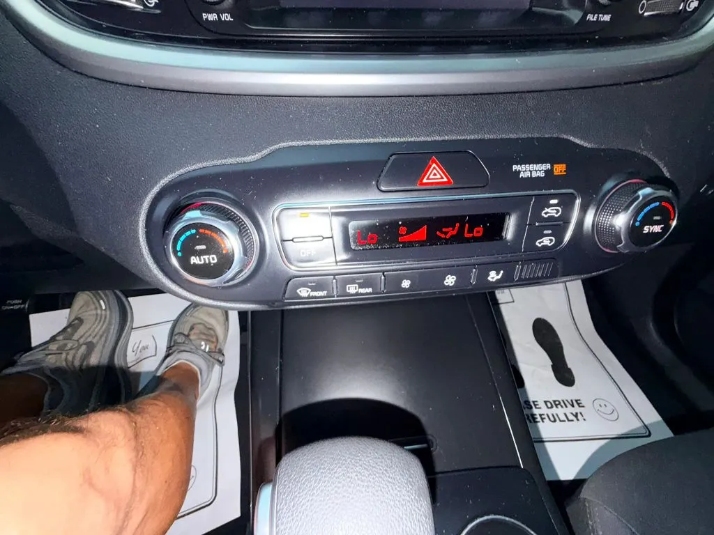 Kia Sorento photo 21