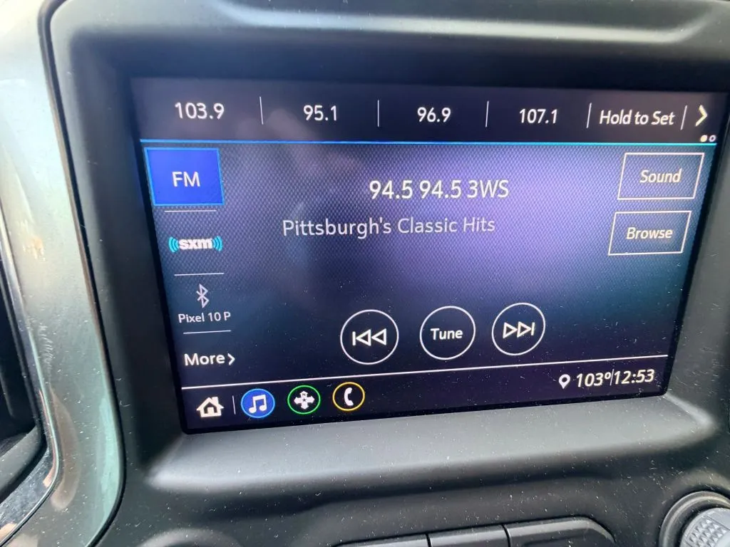 Chevrolet Silverado photo 31