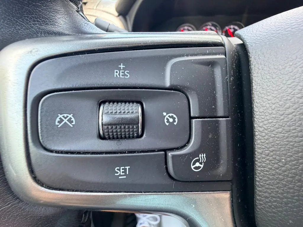 Chevrolet Silverado photo 20