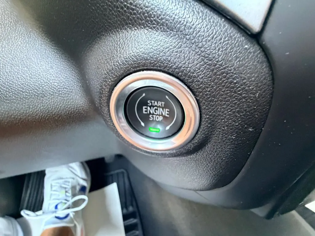 Chevrolet Silverado photo 29