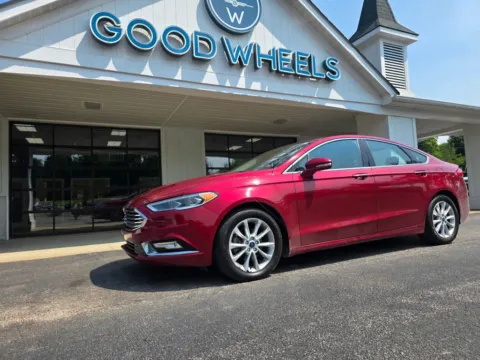 Another view of 2017 Ford Fusion SE Sedan 4D for sale in Liverpool, OH at Good Wheels