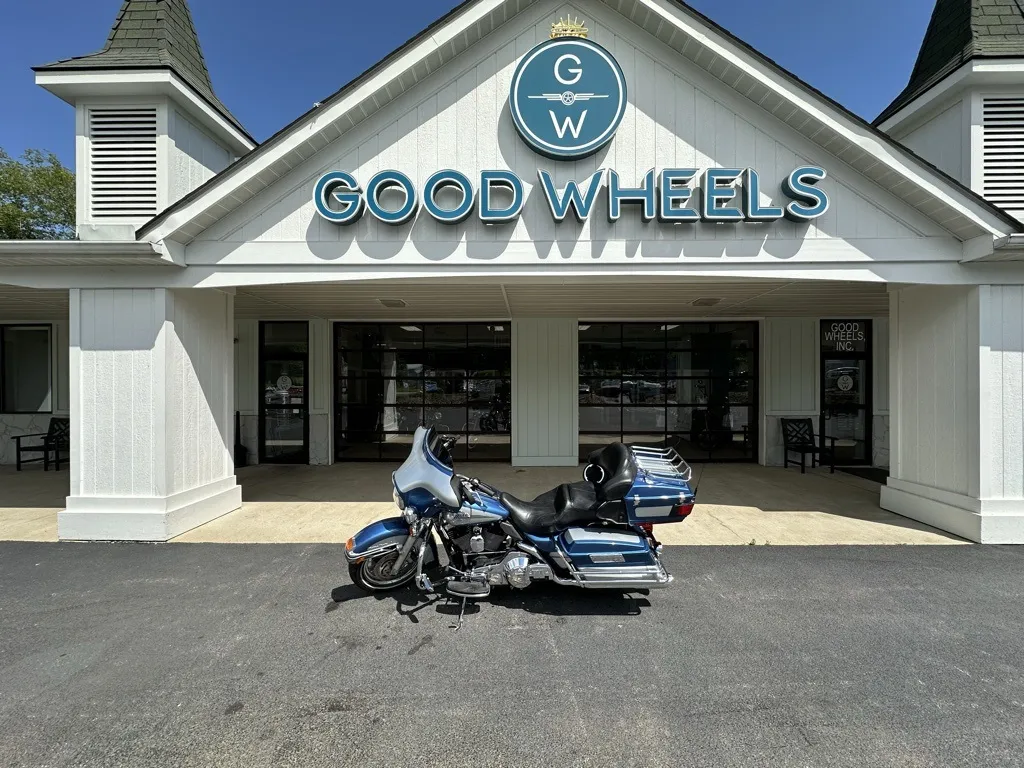 2006 Harley-Davidson FLHTCUI ULTRA CLASSIC for sale in Liverpool, OH