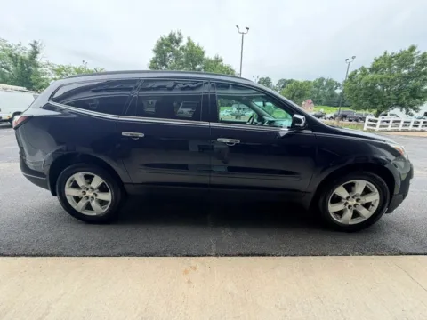 More photos of 2017 Chevrolet Traverse LT Sport Utility 4D at Good Wheels, OH