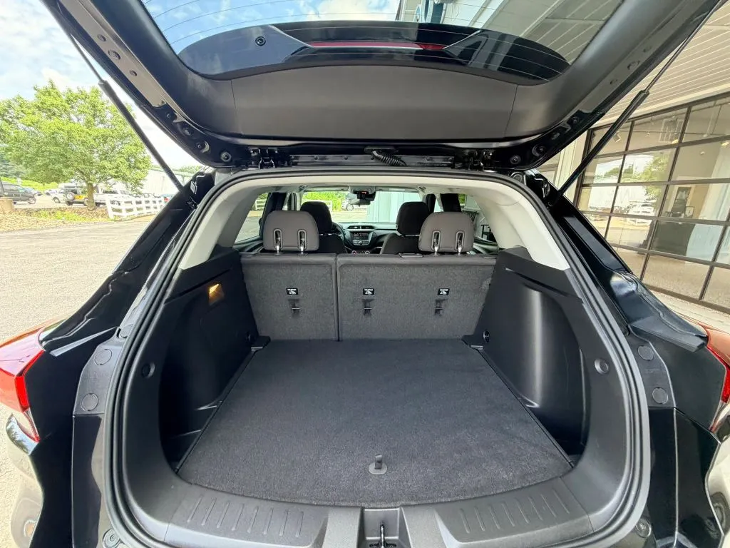 Chevrolet Trailblazer photo 8