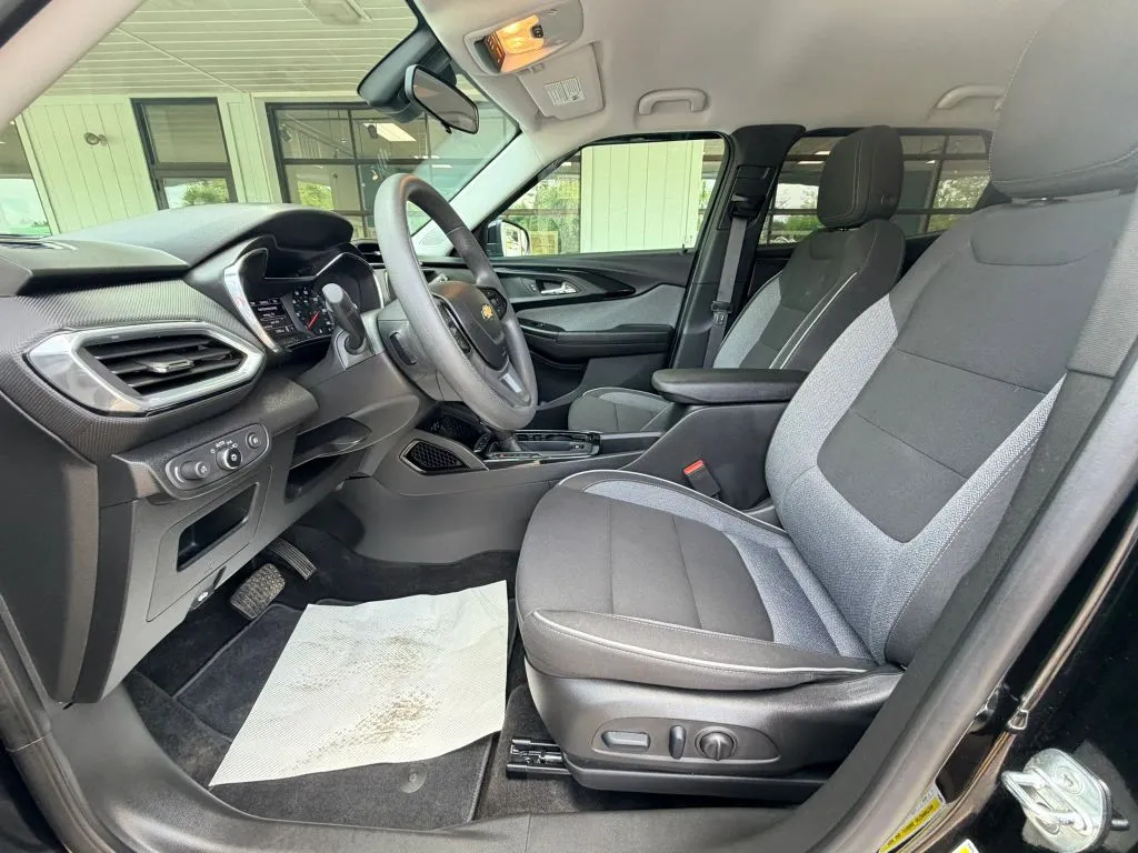 Chevrolet Trailblazer photo 15