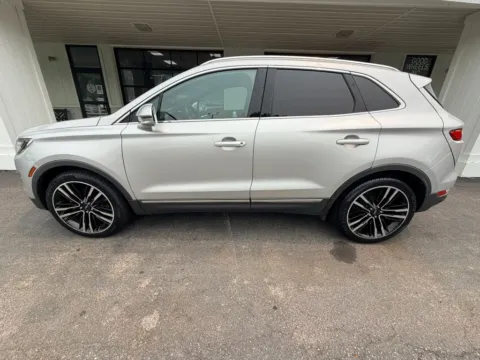Photos of 2017 Lincoln MKC Reserve Sport Utility 4D for sale in Liverpool, OH at Good Wheels