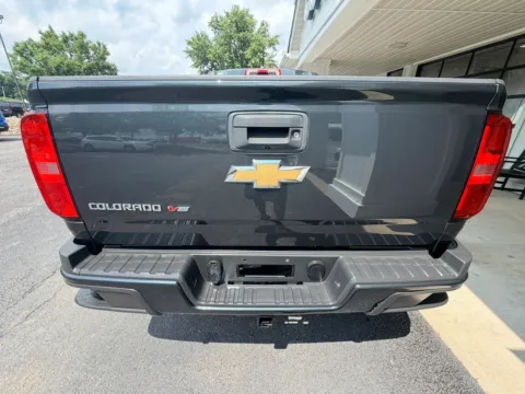 More photos of 2018 Chevrolet Colorado Crew Cab Z71 Pickup 4D 6 ft at Good Wheels, OH