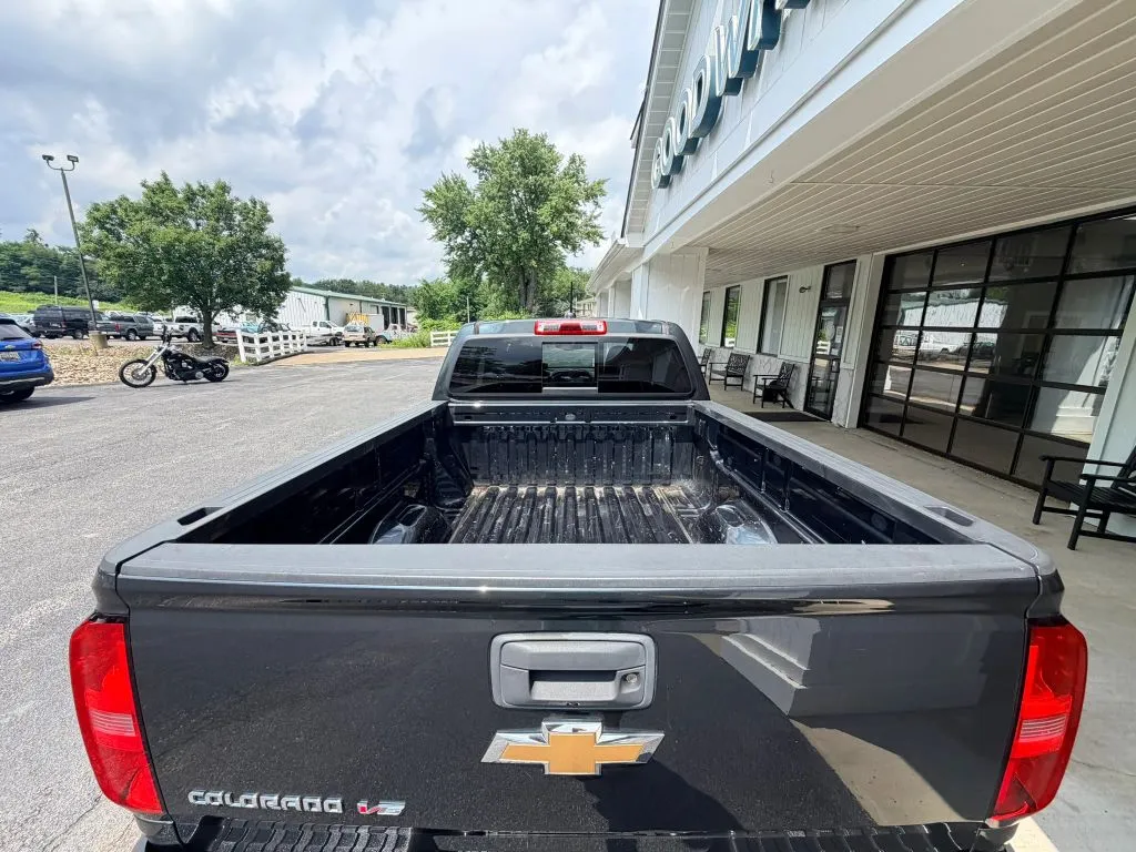 Chevrolet Colorado photo 8