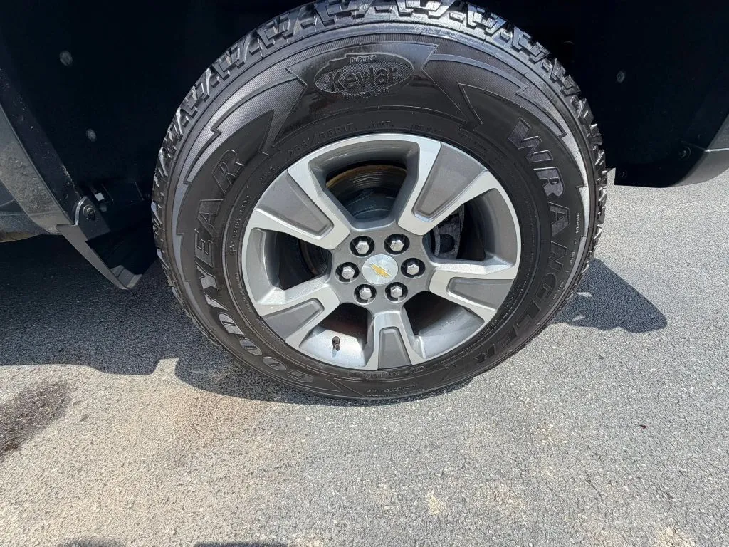 Chevrolet Colorado photo 7
