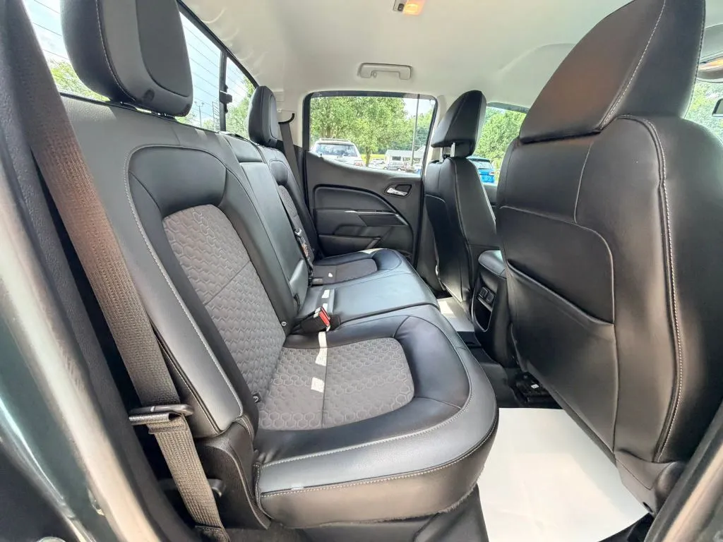 Chevrolet Colorado photo 10