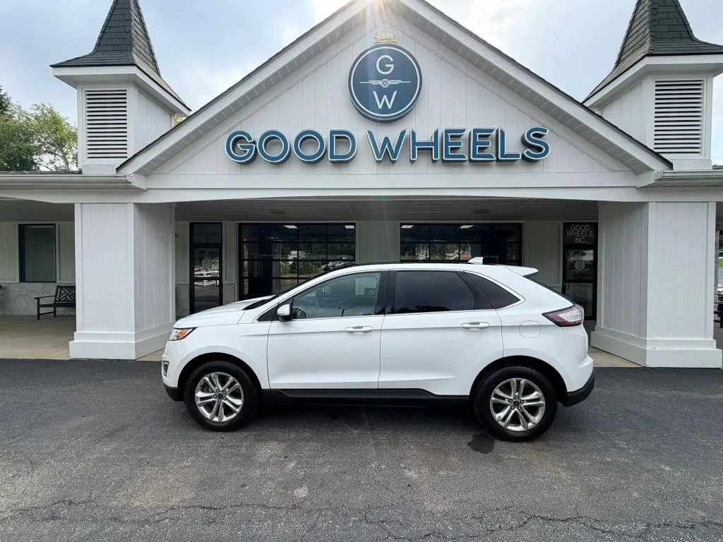White 2016 Ford Edge SEL Sport Utility 4D for sale in Liverpool, OH