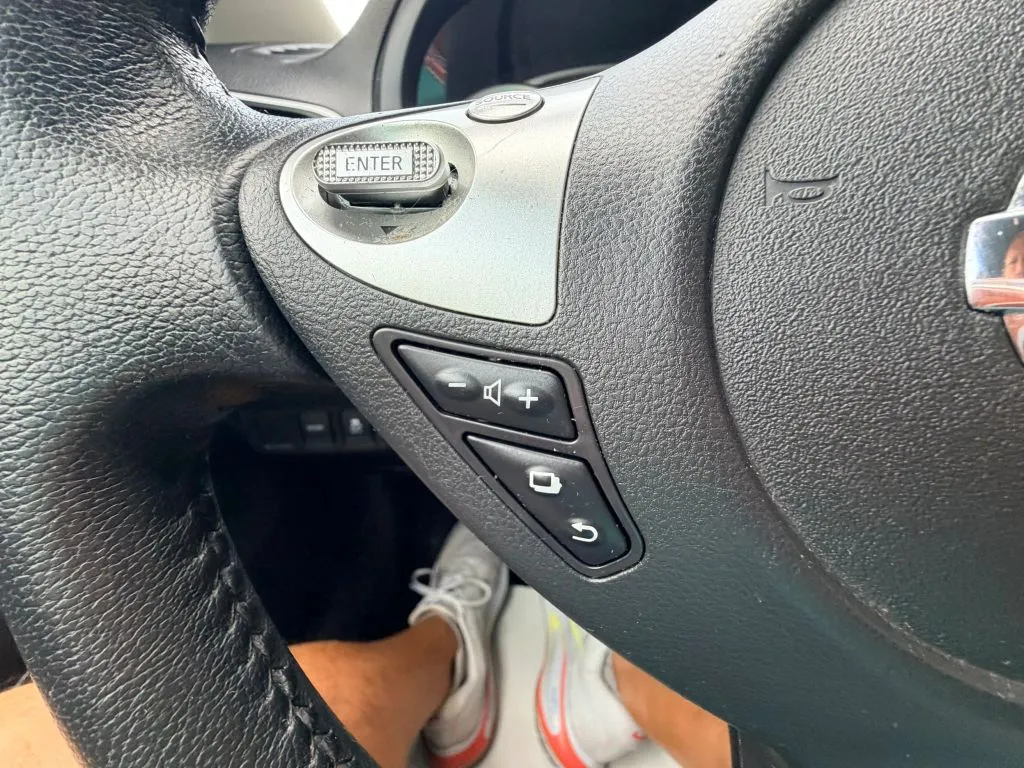 Nissan Sentra photo 17
