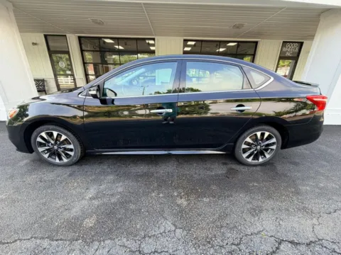 Photos of 2019 Nissan Sentra SR Sedan 4D for sale in Liverpool, OH at Good Wheels