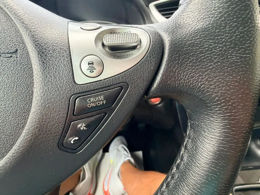 Nissan Sentra photo 18