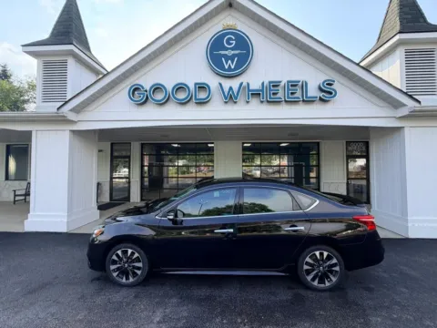 Black 2019 Nissan Sentra SR Sedan 4D for sale in Liverpool, OH