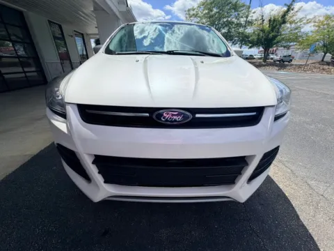 Another view of 2014 Ford Escape SE Sport Utility 4D for sale in Liverpool, OH at Good Wheels